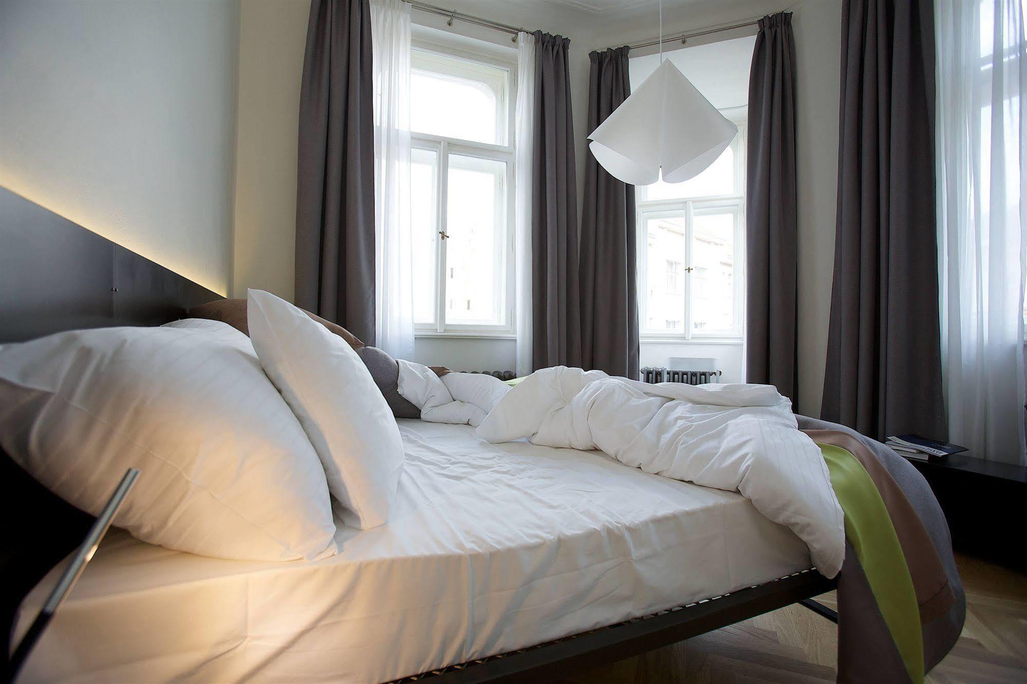 มูอู ดาวน์ทาวน์ Aparthotel ปราก ภายนอก รูปภาพ